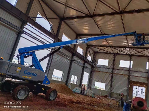 直臂高空作业车